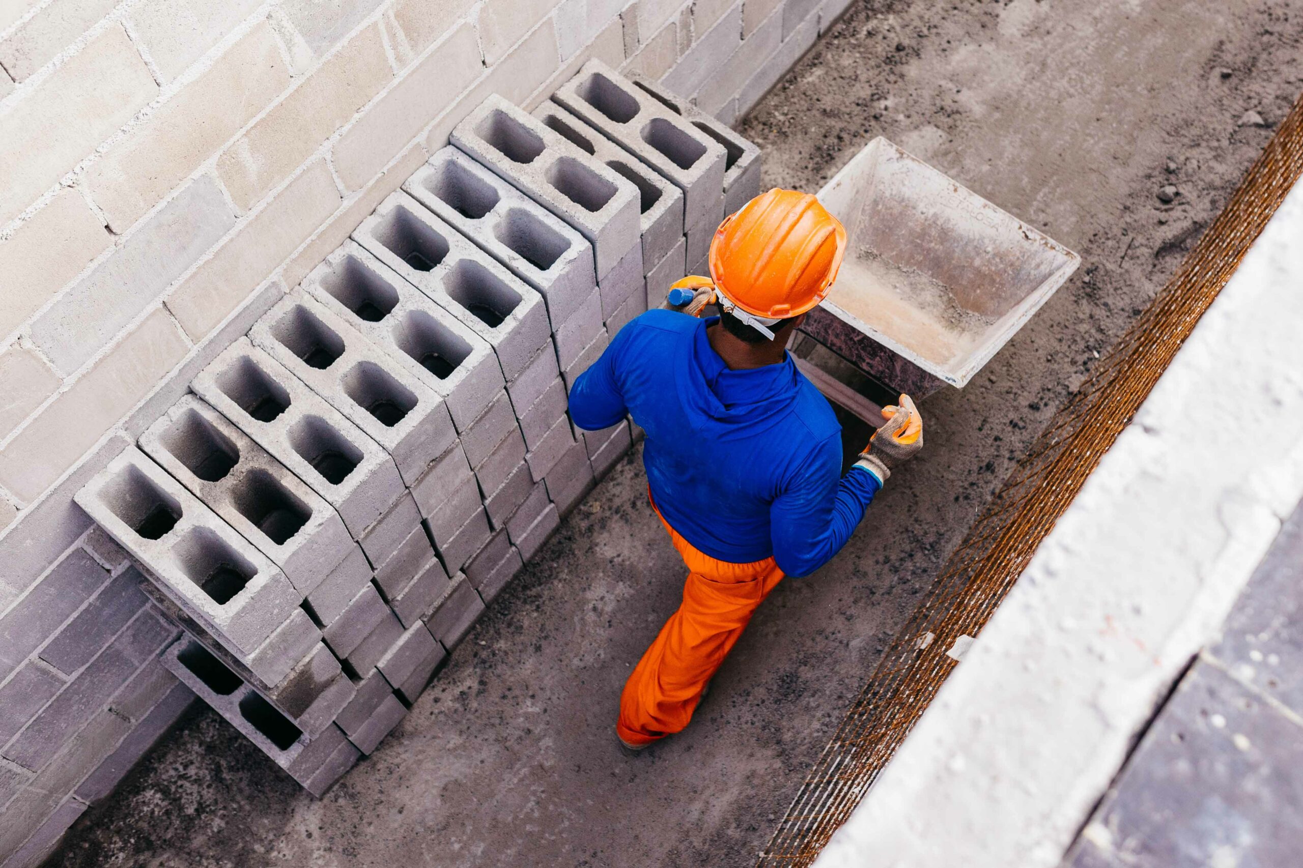 how-much-does-cinder-block-weigh-concrete-answers-to-your-weighty