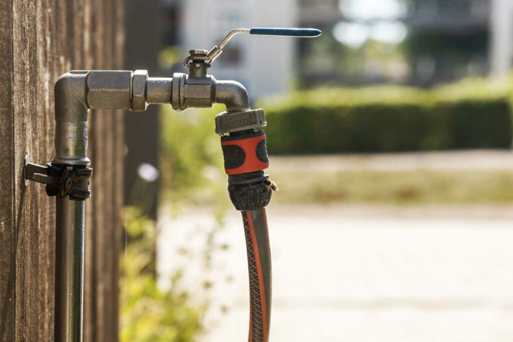 15 Different Types of Outdoor Faucets & Spigots 2023 Guide)